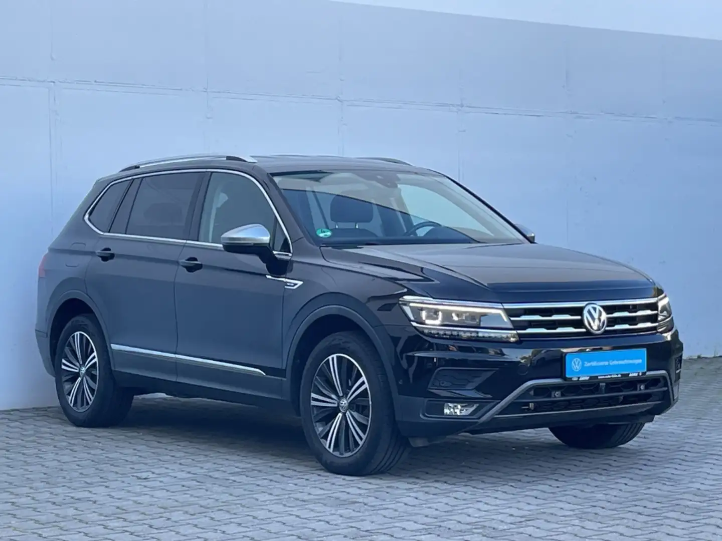 Volkswagen Tiguan Allspace 2.0 TDI DSG Comfortline 4Motion AHK/360°Kamera/ACC Schwarz - 2