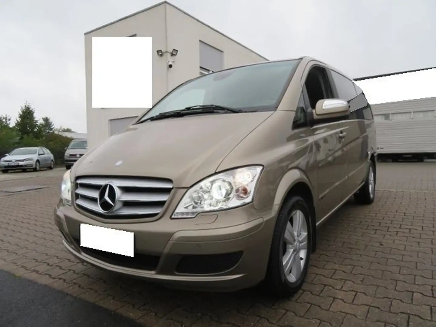 Mercedes-Benz Viano 2.2 CDI BE FUN LONG BA - 2