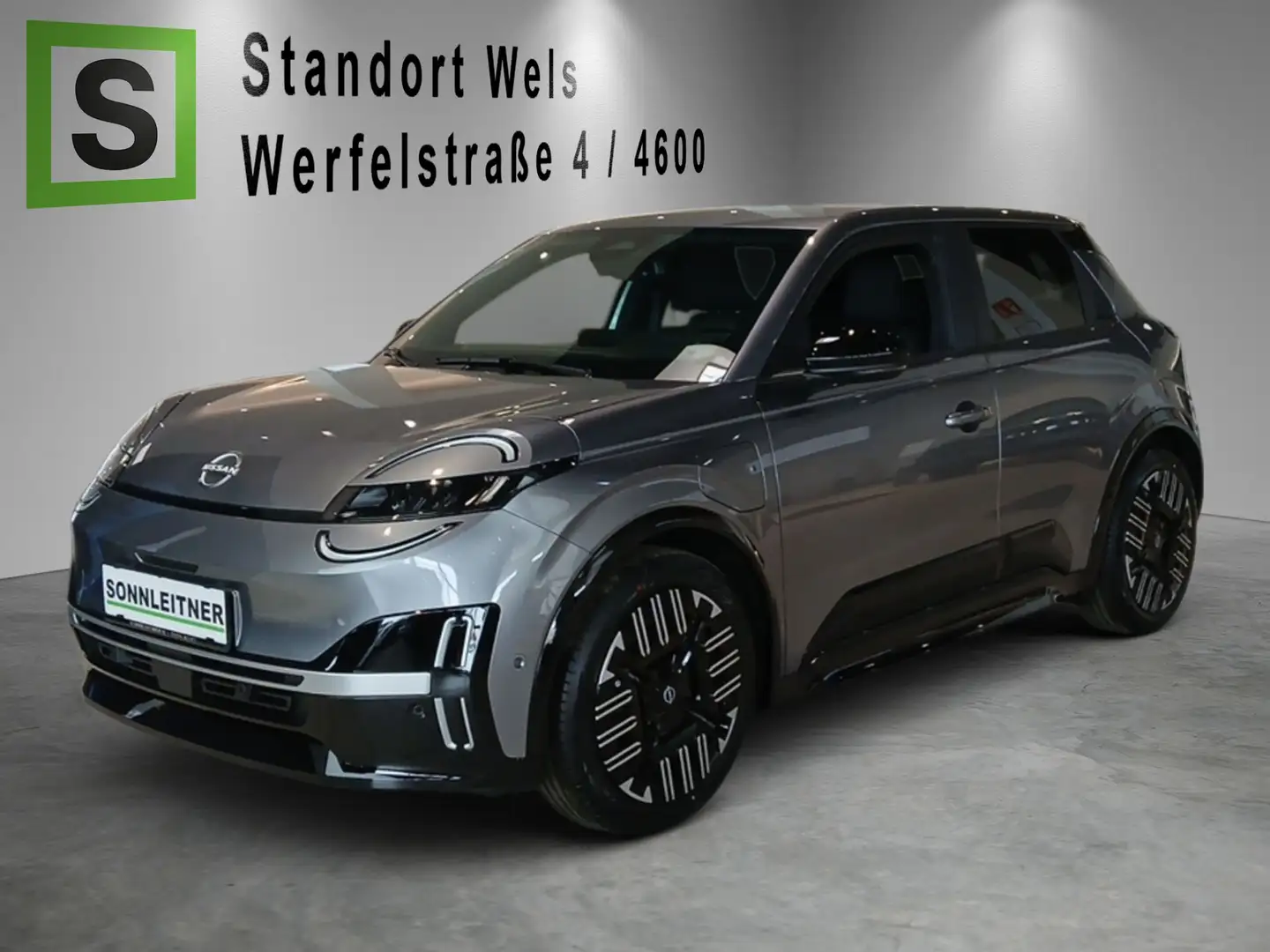 Nissan Micra MICRA Advance 52 kWh / 110 kW (150 PS) Grau - 1