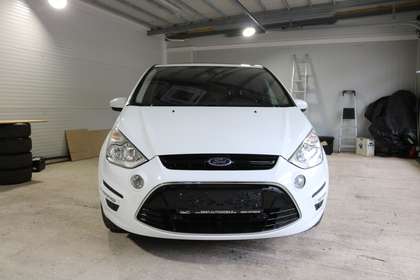 Ford S-Max Titanium