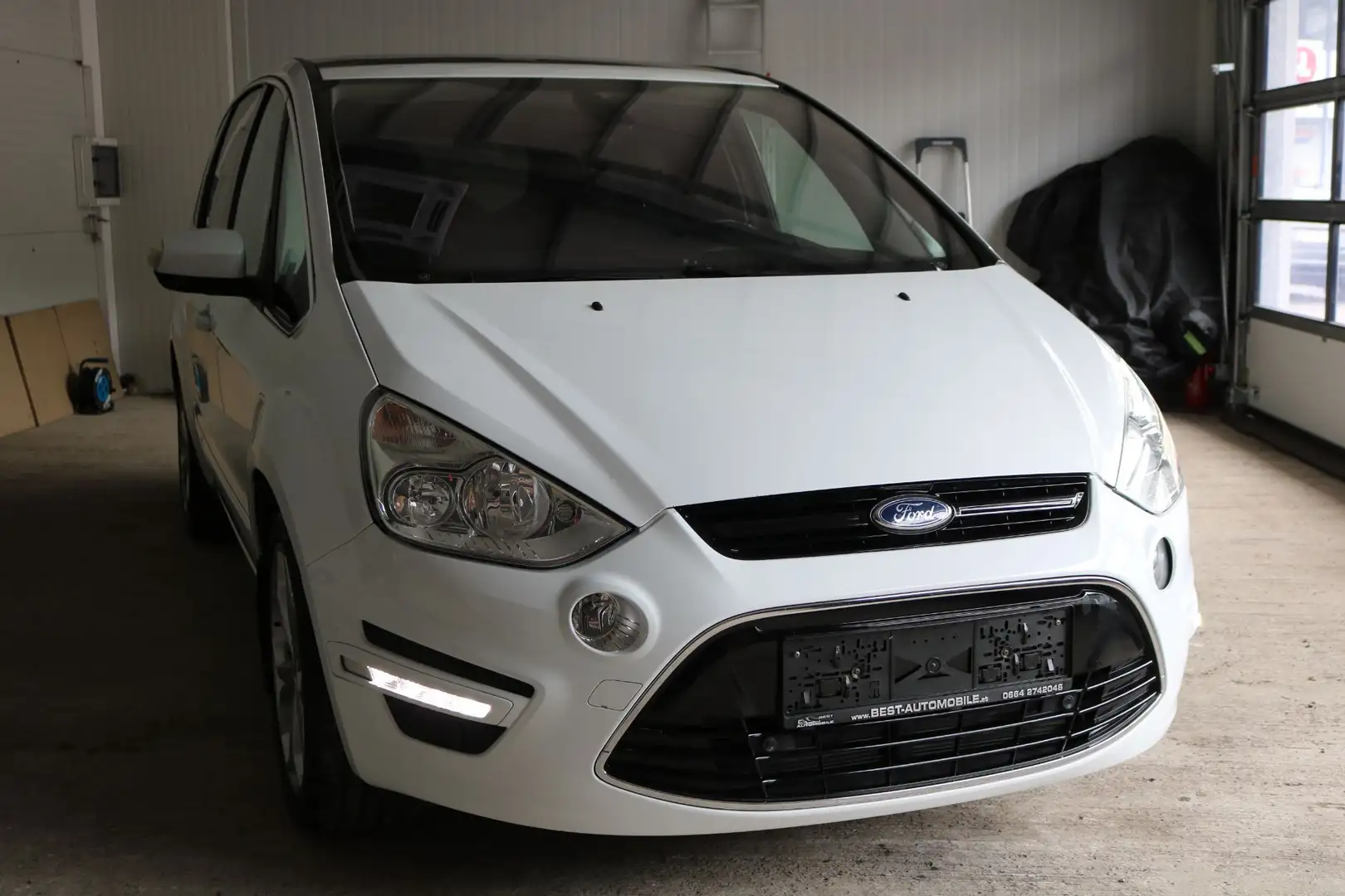 Ford S-Max Titanium White - 2