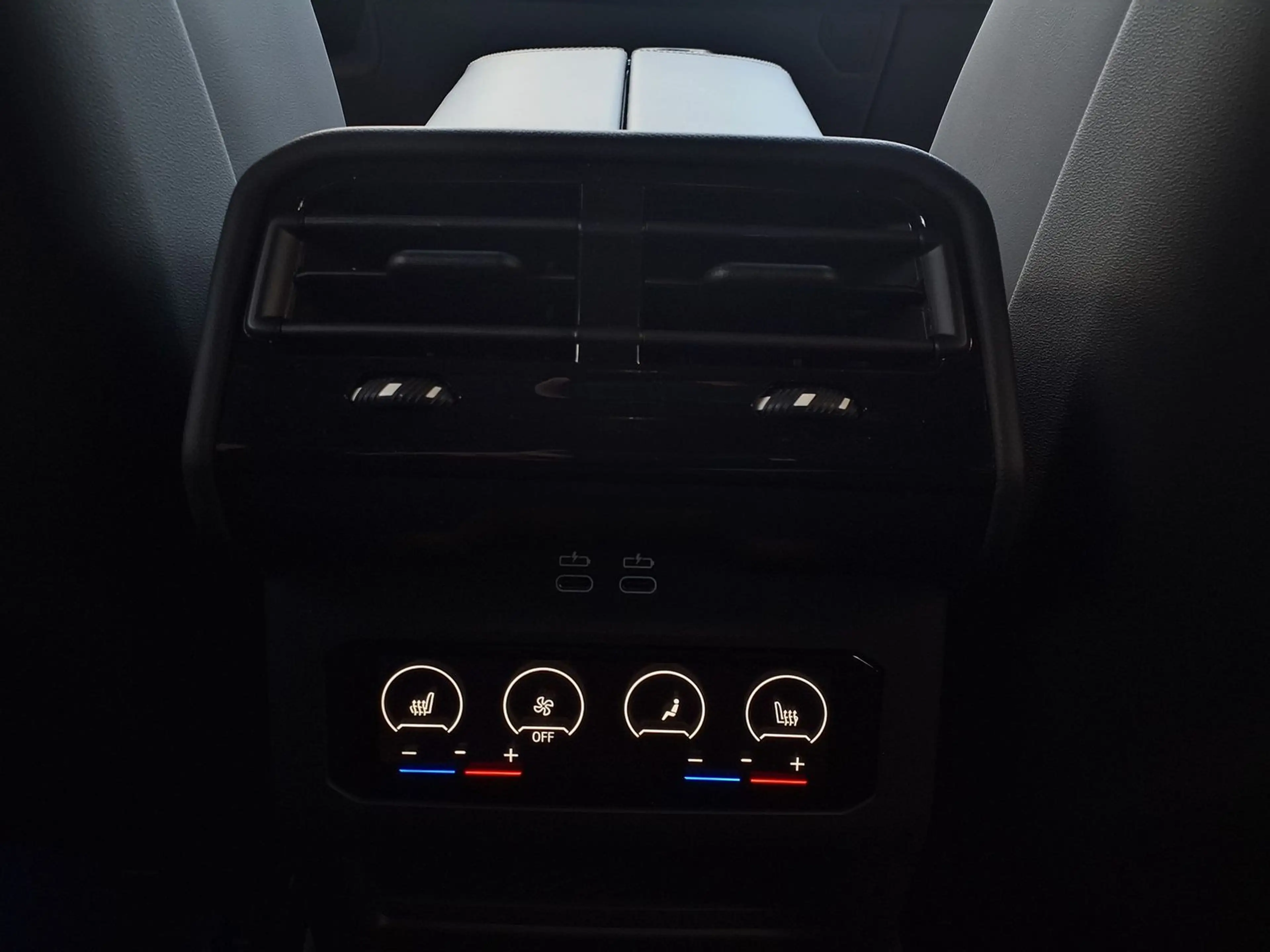 BMW M5 Touring ACC|HuD|AHK|RFK|PANO|LED|Navi|360°... — photo 12