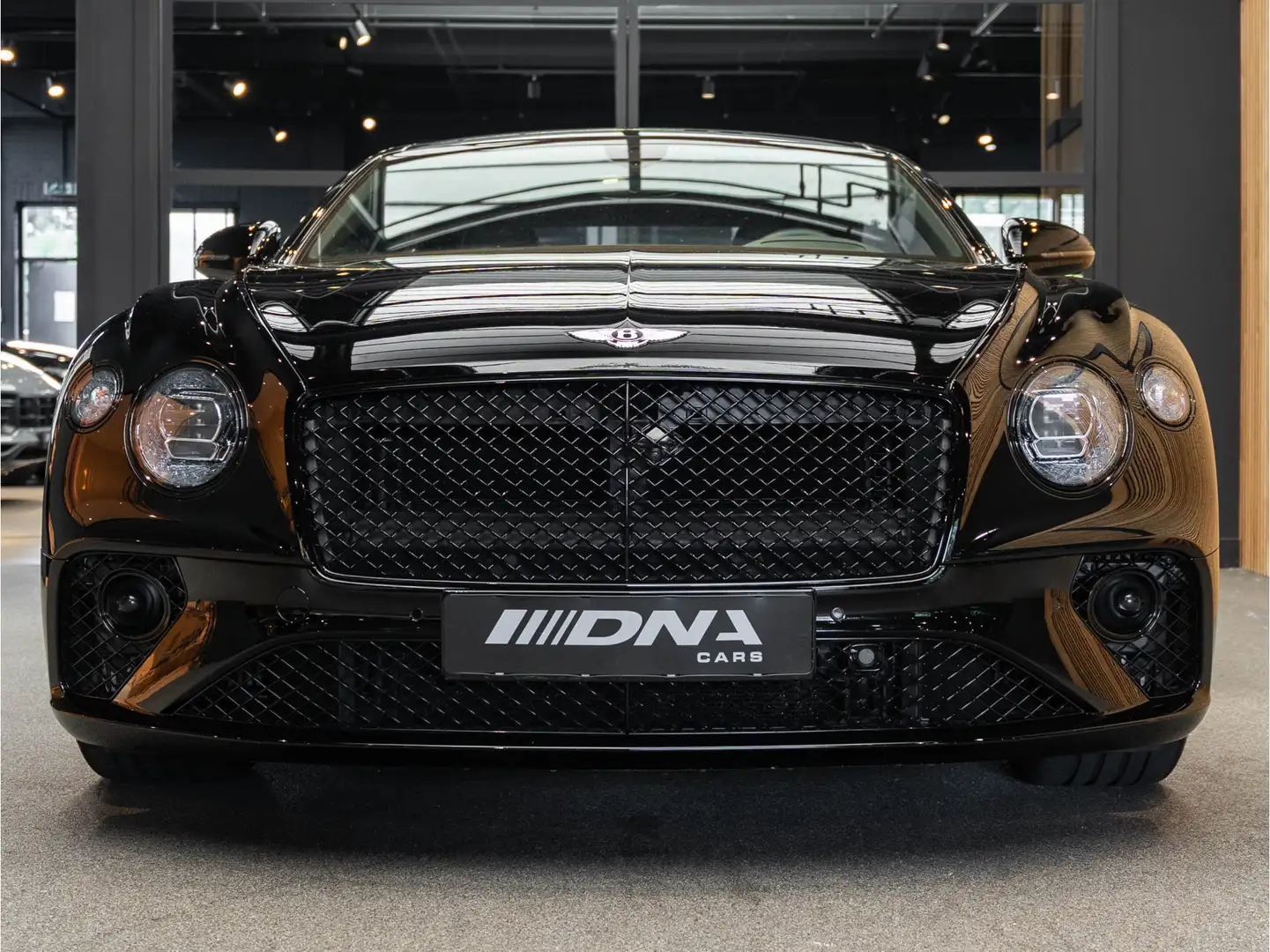 Bentley Continental GT W12 Massage Naim 6.0 W12 Head-Up Touring Pakket Zwart - 2