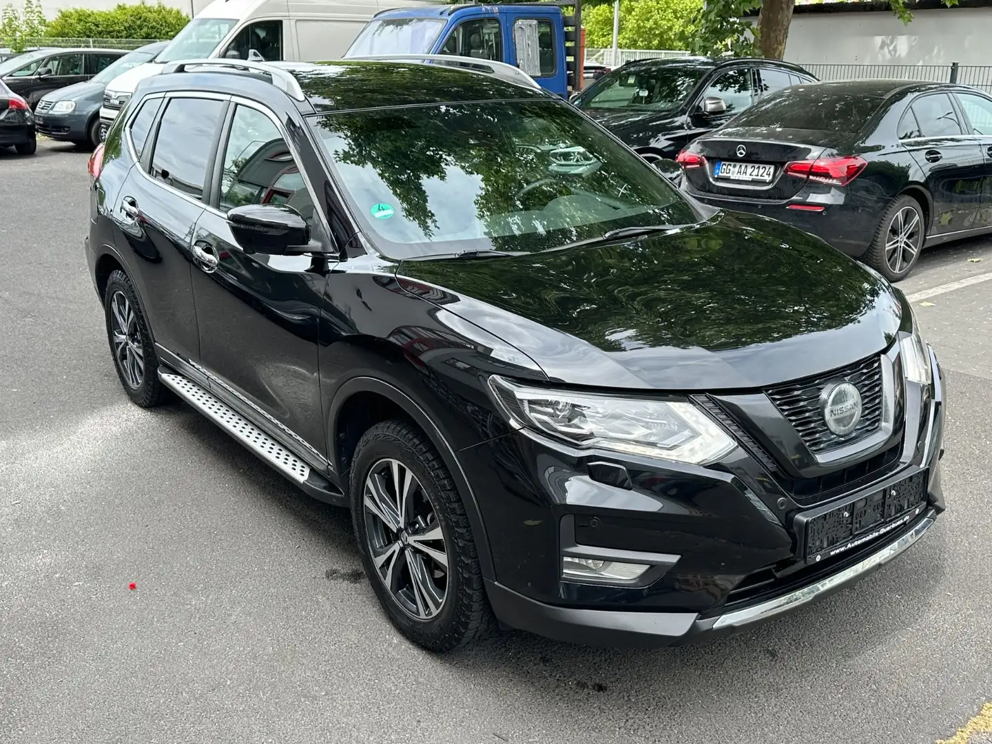 Nissan X-Trail N-Connecta~AUTOMATIK~RFK~NAVI Zwart - 1