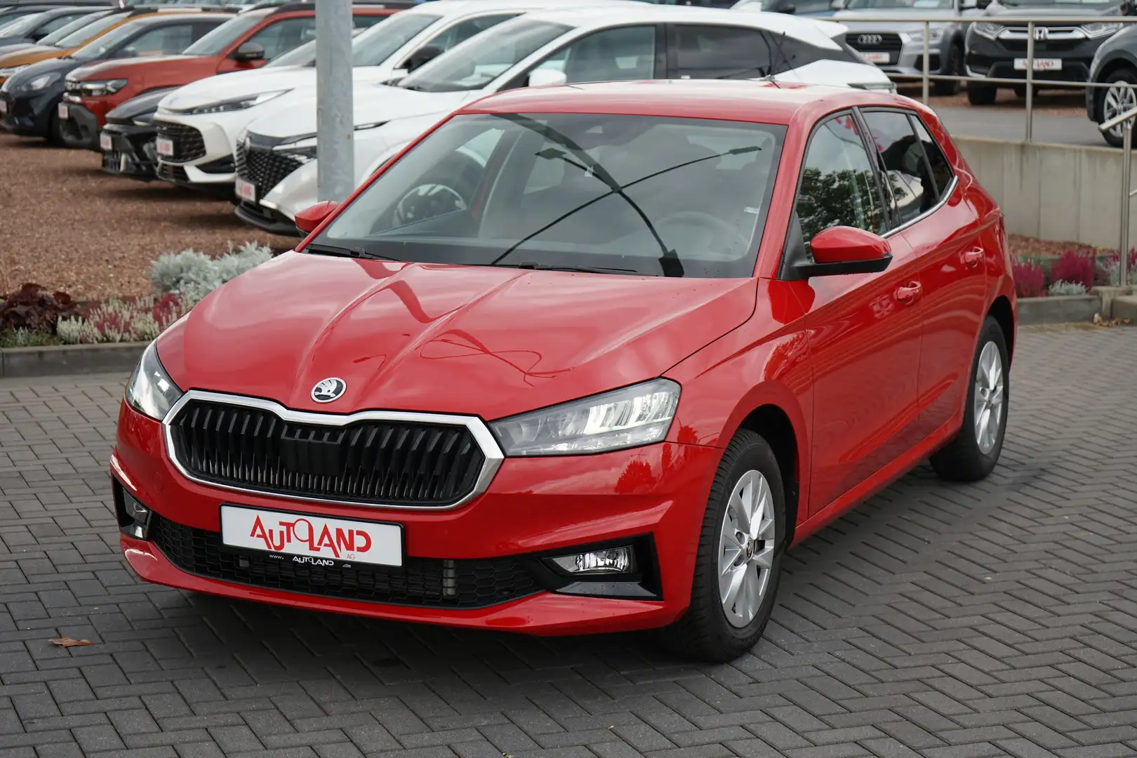 Skoda Fabia 1.0 TSI DSG LED PDC Sitzheizung Spurhalte Rot - 2