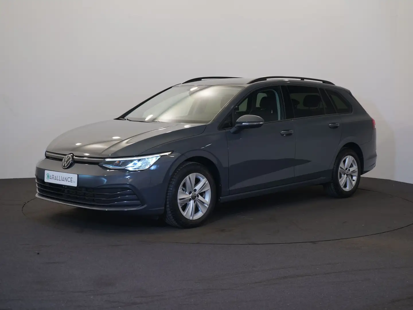 Volkswagen Golf Variant Life 1.0 TSI|GPS|LED|SGS CH|LANE|ACC|CAM|JA16 Grijs - 1