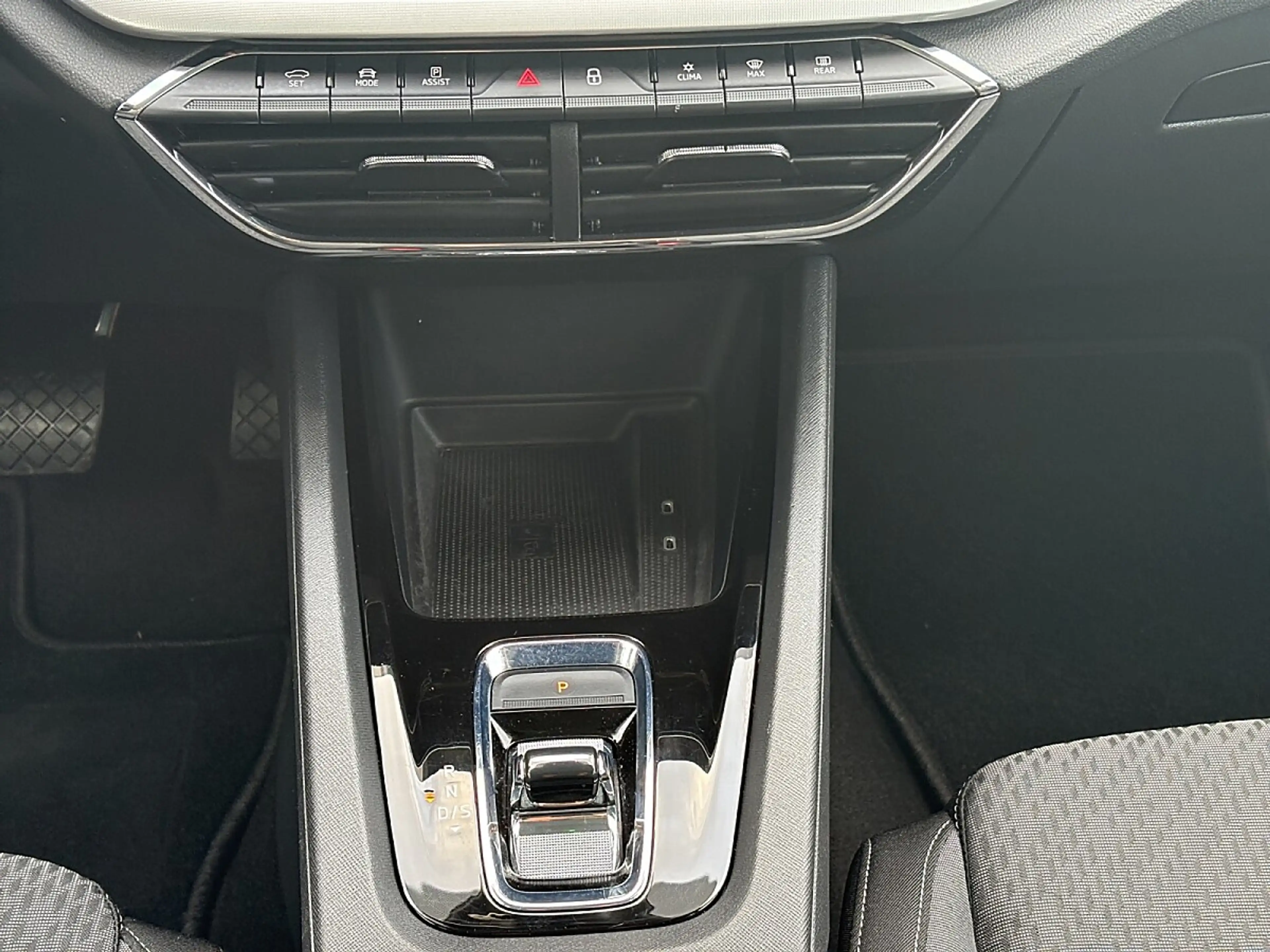 Skoda Octavia Combi 2,0 TDI Style DSG AHK MATRIX LED MEMORY K... — photo 13