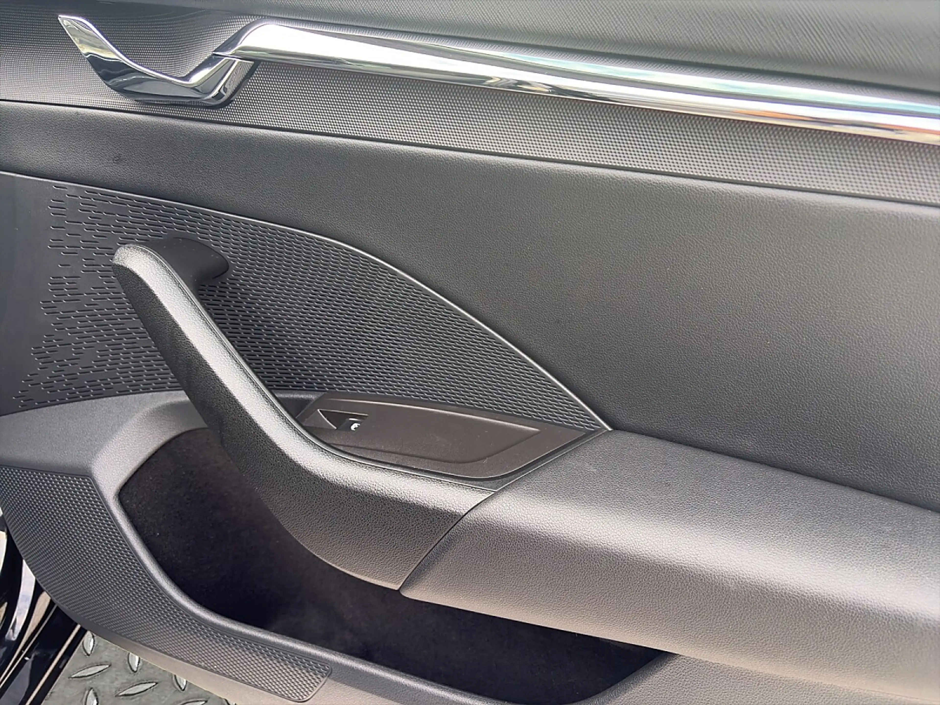 Skoda Octavia Combi 2,0 TDI Style DSG AHK MATRIX LED MEMORY K... — photo 15