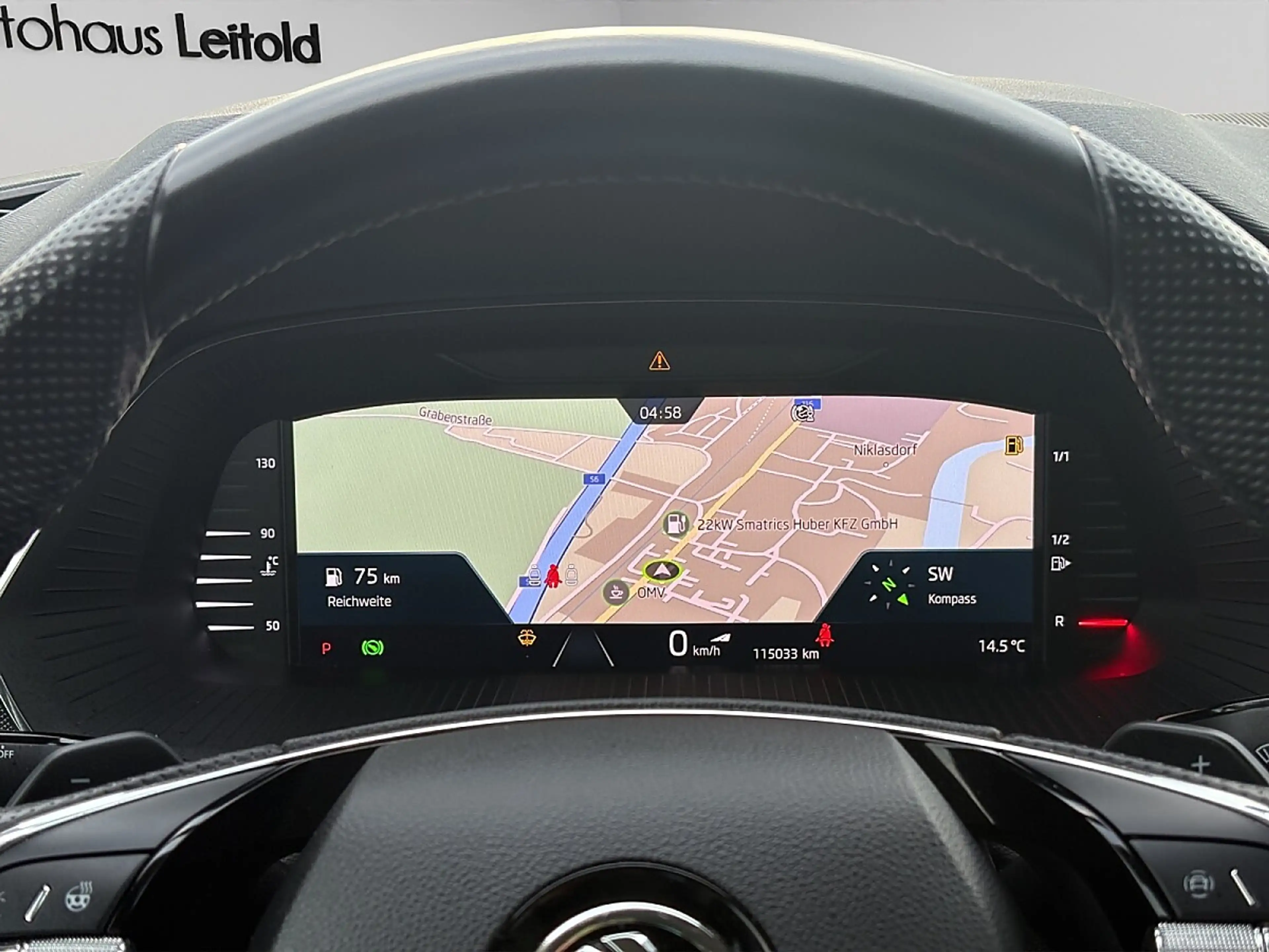 Skoda Octavia Combi 2,0 TDI Style DSG AHK MATRIX LED MEMORY K... — photo 10