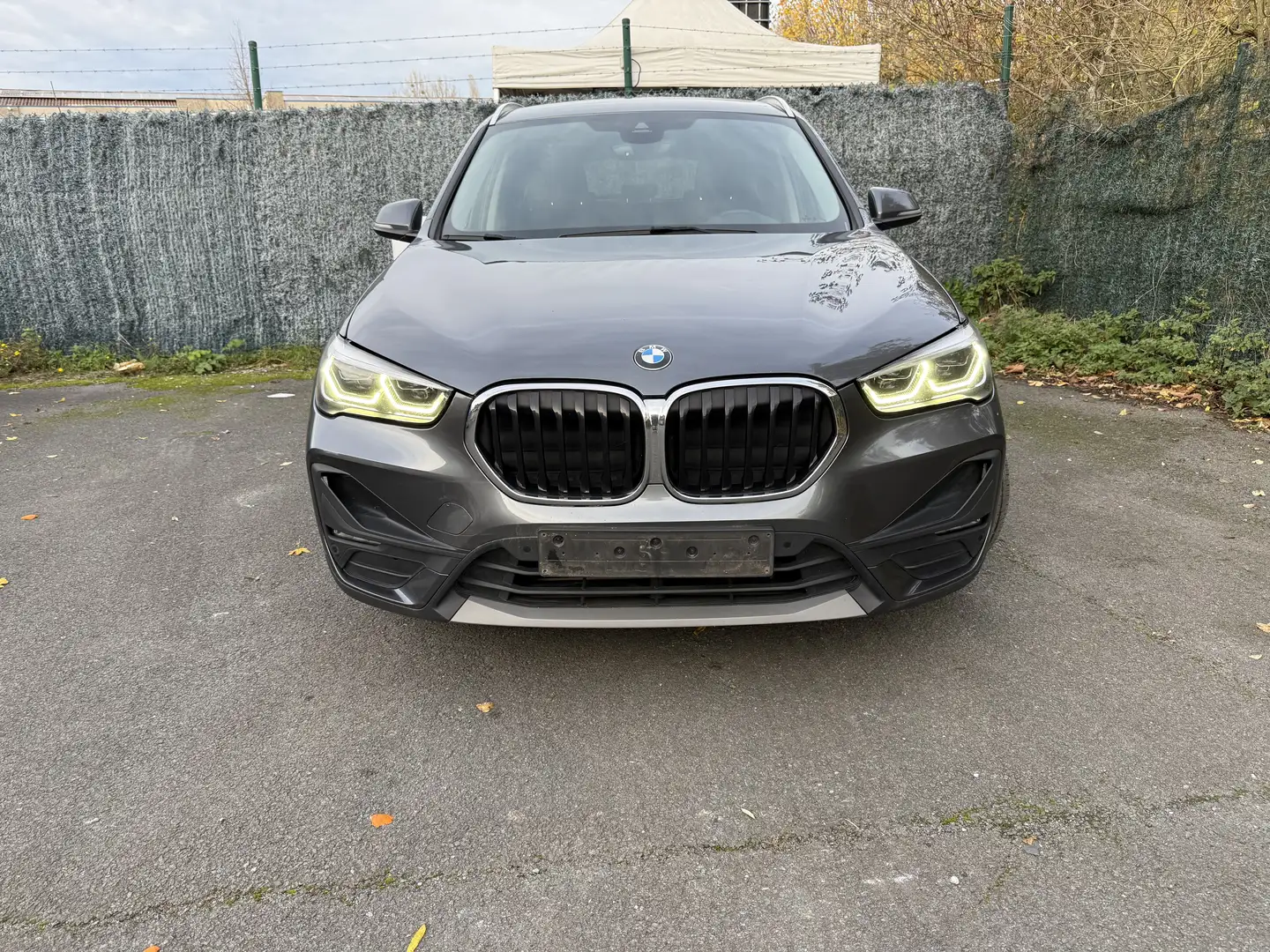 BMW X1 X1 2.0 dA sDrive18 AdBlue Grau - 2