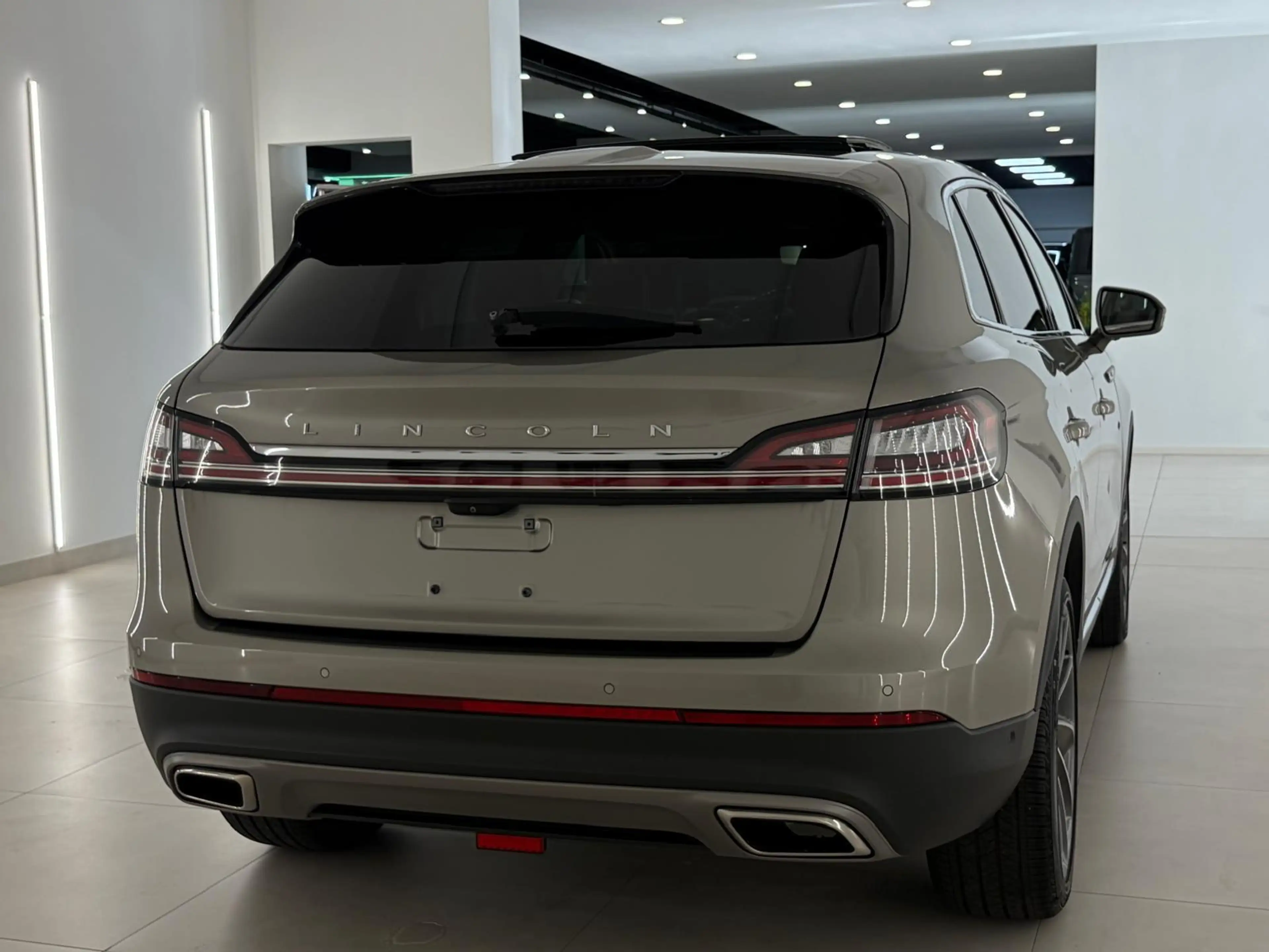 Lincoln Nautilus 2.7 V6 EcoBoost AWD Reserve — photo 8