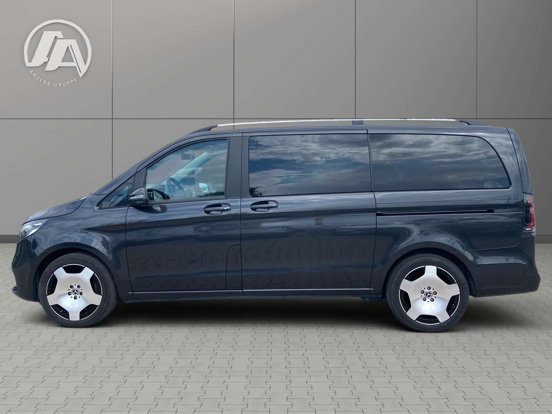 Mercedes-Benz V 250