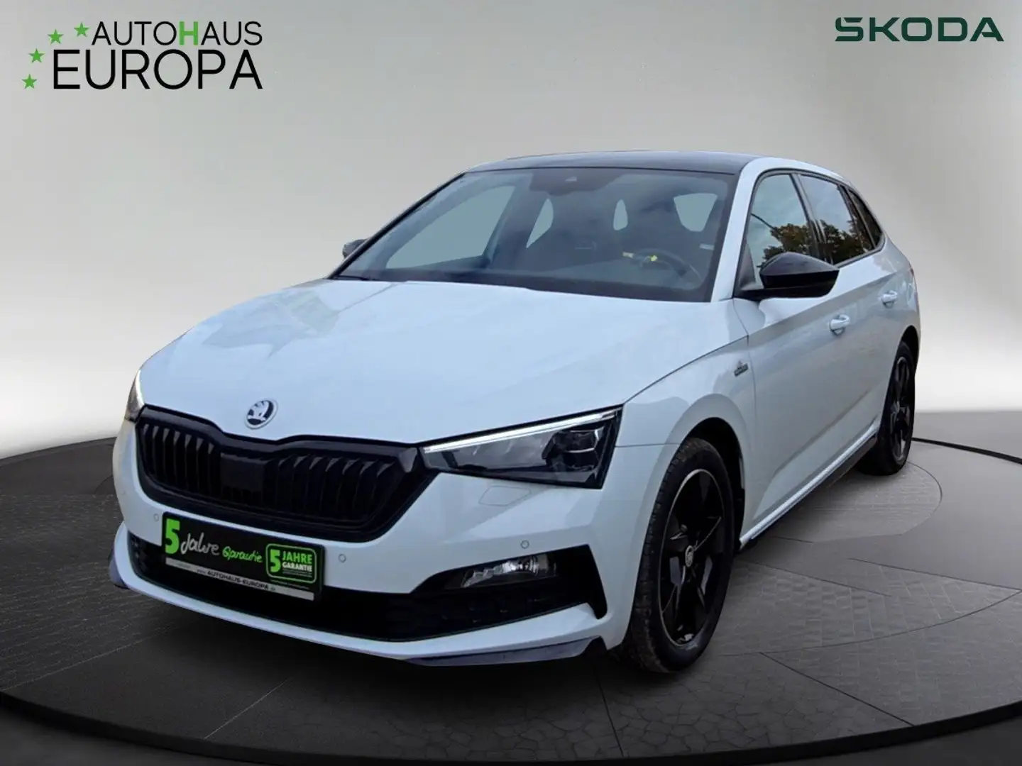 Skoda Scala 1.5 TSI DSG Monte Carlo AHK ACC Navi Kam PanoSHZ L Weiß - 1