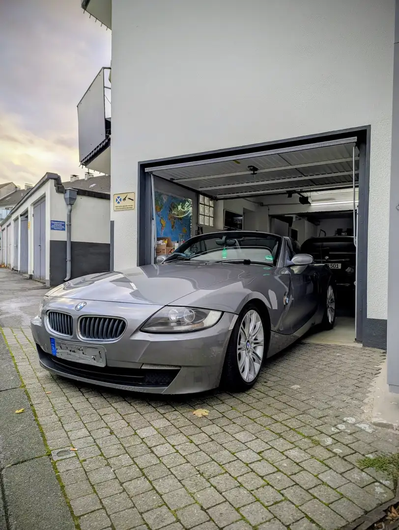 BMW Z4 Sport 2.0i - 2