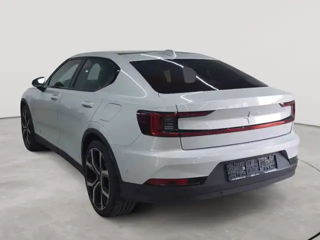 Polestar 2 view 5