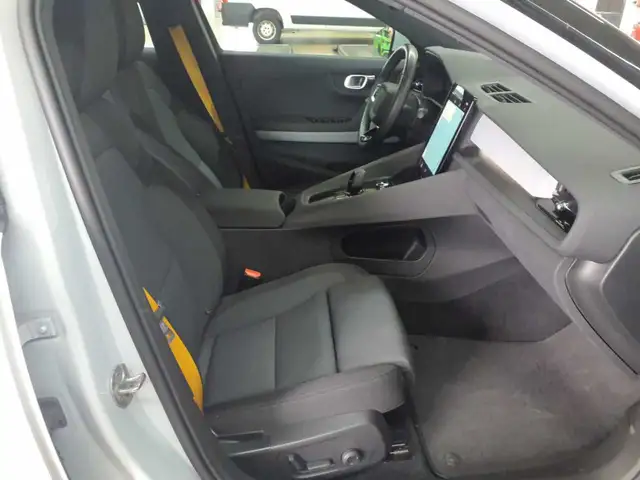 Polestar 2 view 7