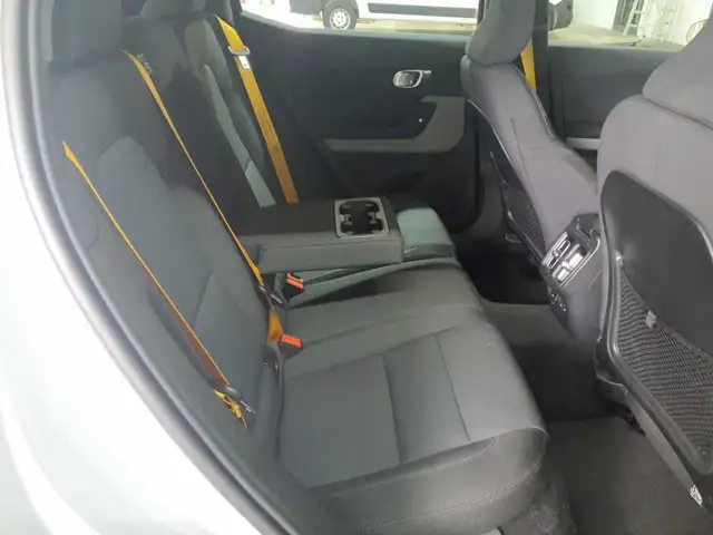 Polestar 2 view 13