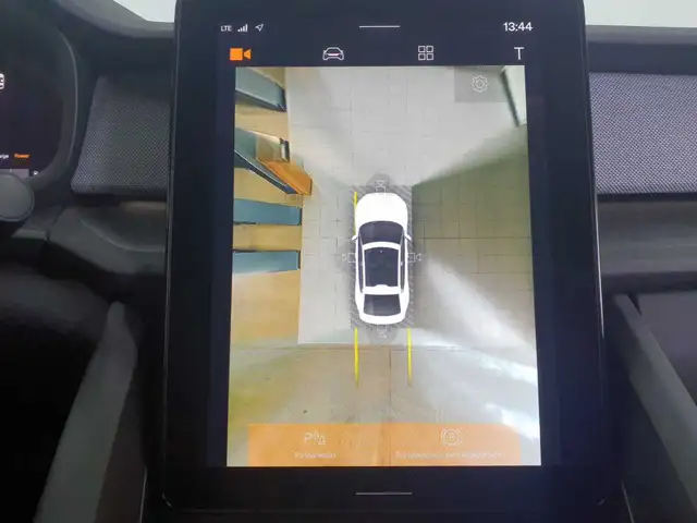 Polestar 2 view 17