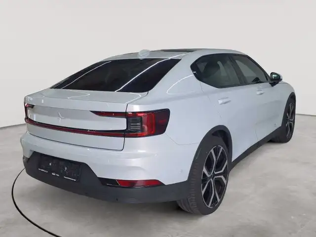 Polestar 2 view 4