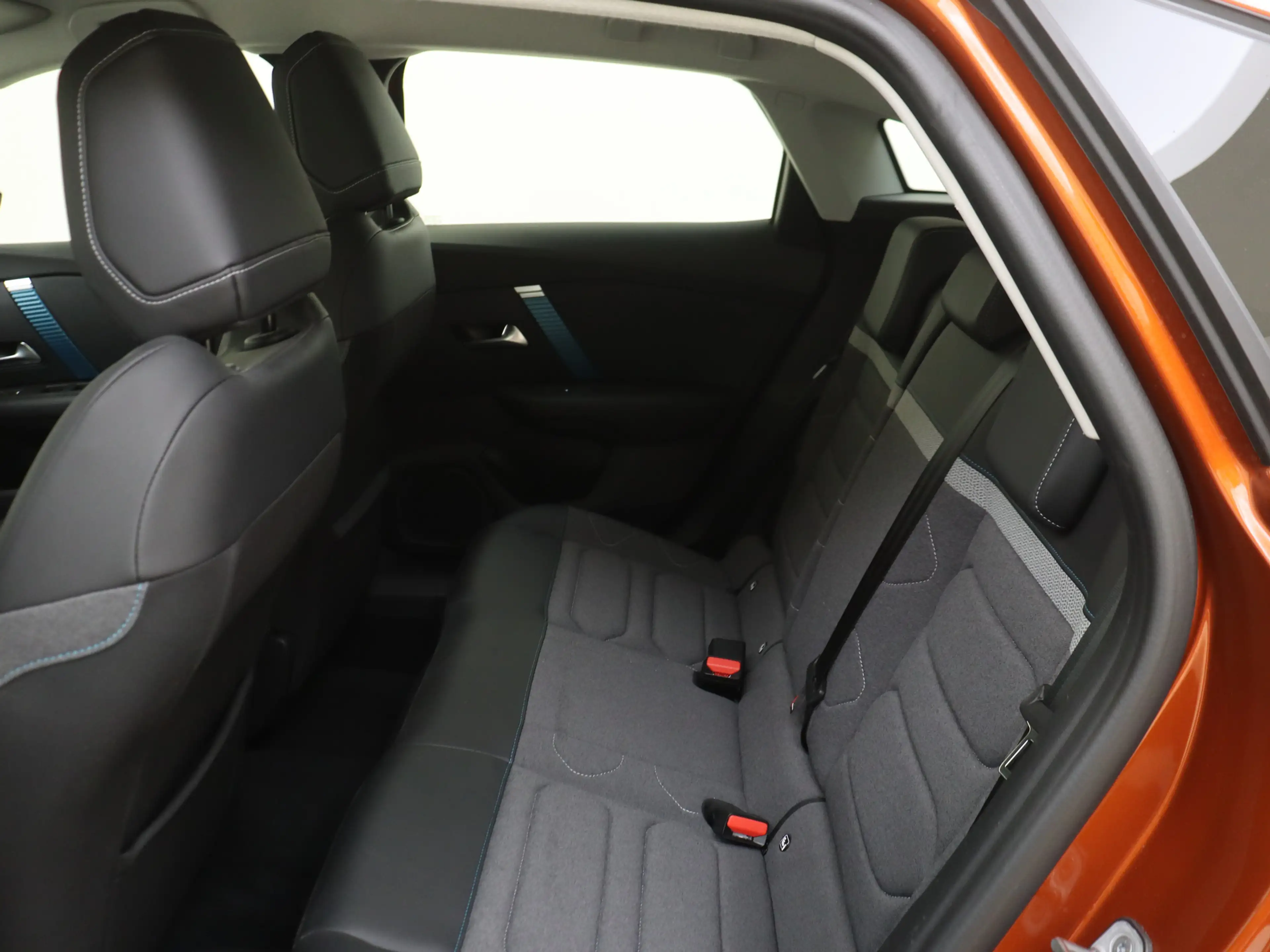 Citroen E-C4 Electric Feel Pack 50 kWh — photo 12