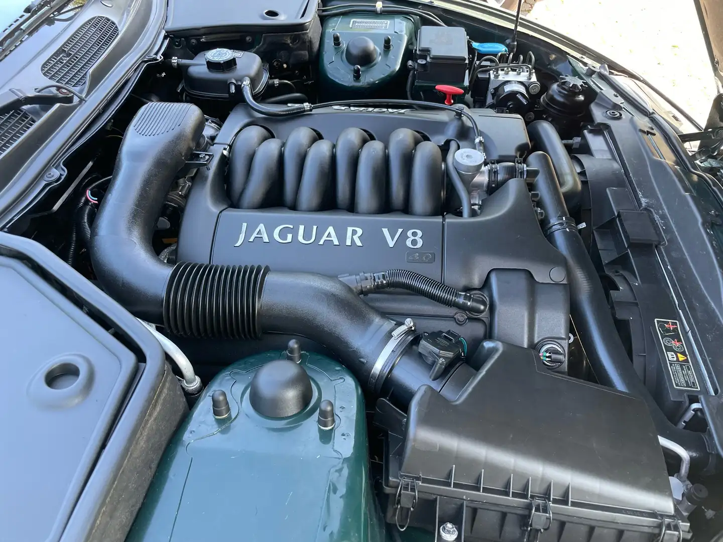 Jaguar XK8 Coupe 4.0 Verde - 1