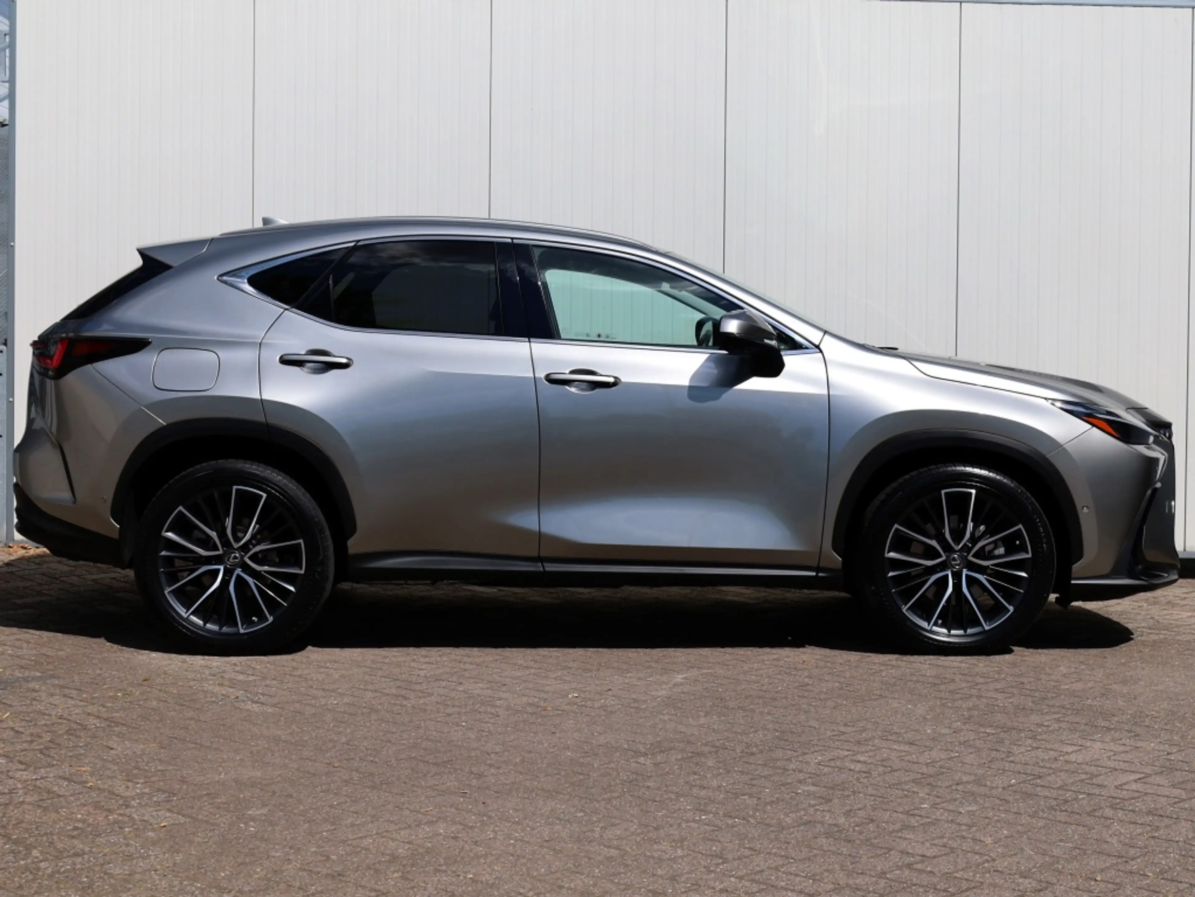 Lexus NX 450h+ AWD Executive Line | President Pack | 360 Camera | — photo 6