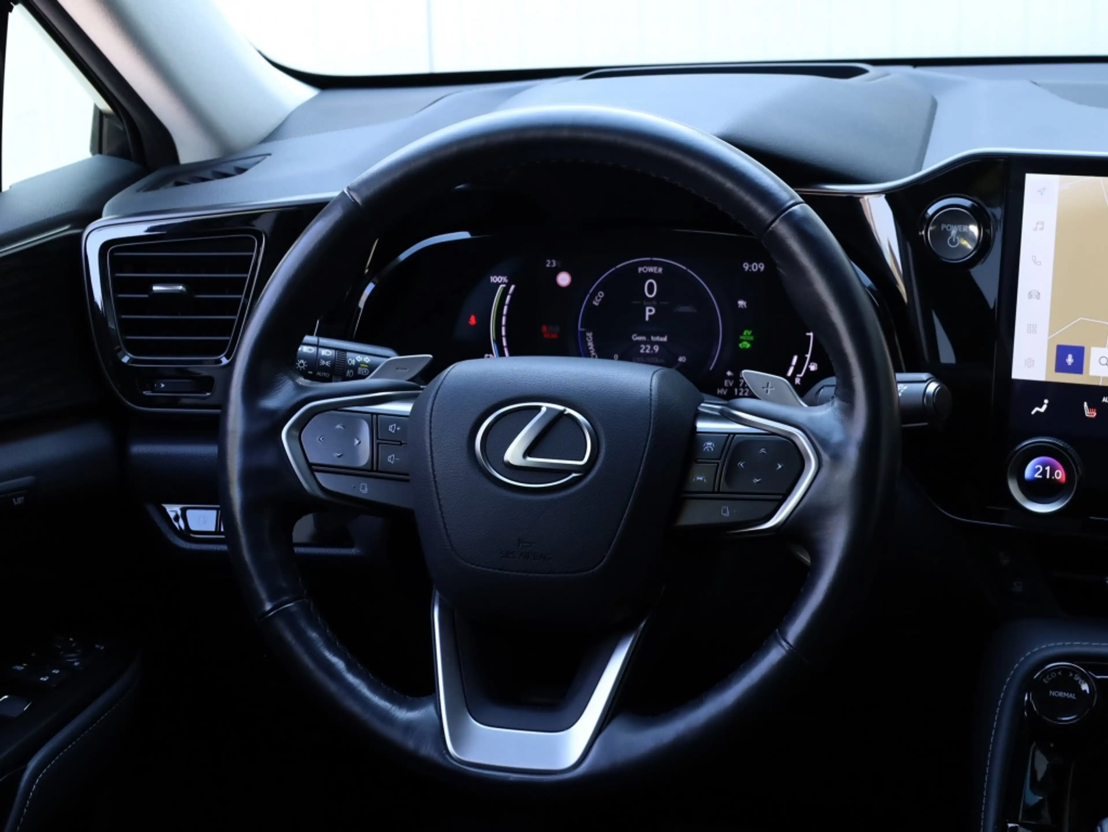Lexus NX 450h+ AWD Executive Line | President Pack | 360 Camera | — photo 25