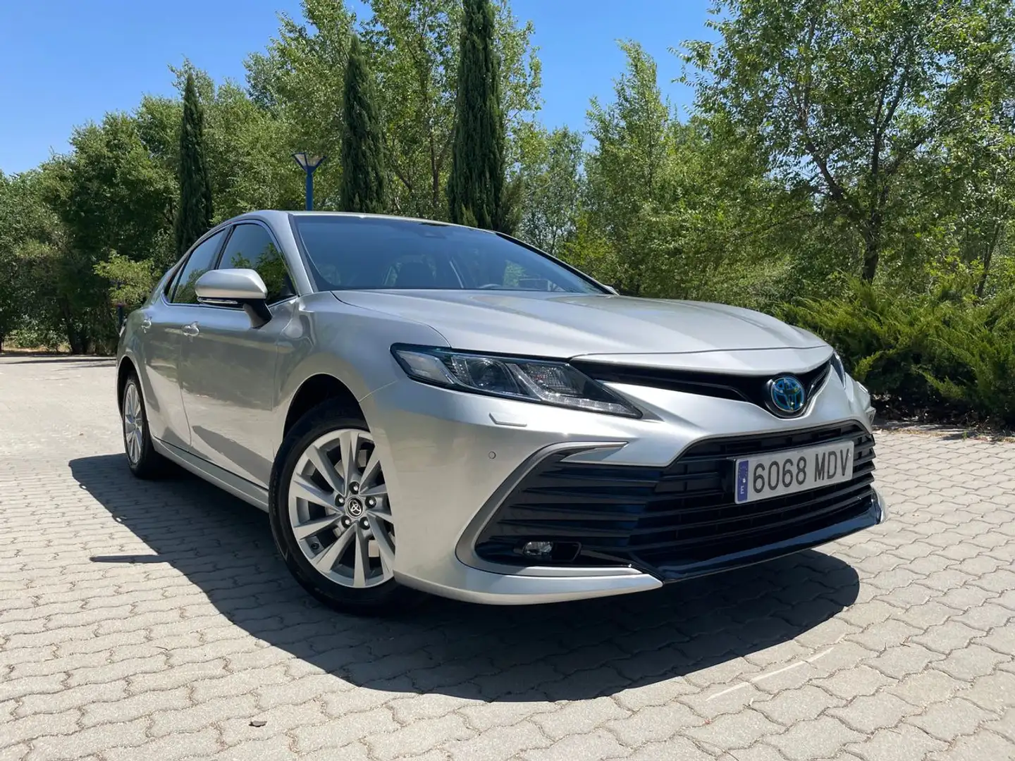 Toyota Camry Advance 220H 2.5 218cv. *IVA deducible* *Garantía Gris - 2