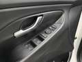 Hyundai i30 CW 1,6 CRDi Trend Line/LED/L.Heizung/RFK Weiß - thumbnail 15