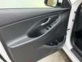 Hyundai i30 CW 1,6 CRDi Trend Line/LED/L.Heizung/RFK Weiß - thumbnail 17