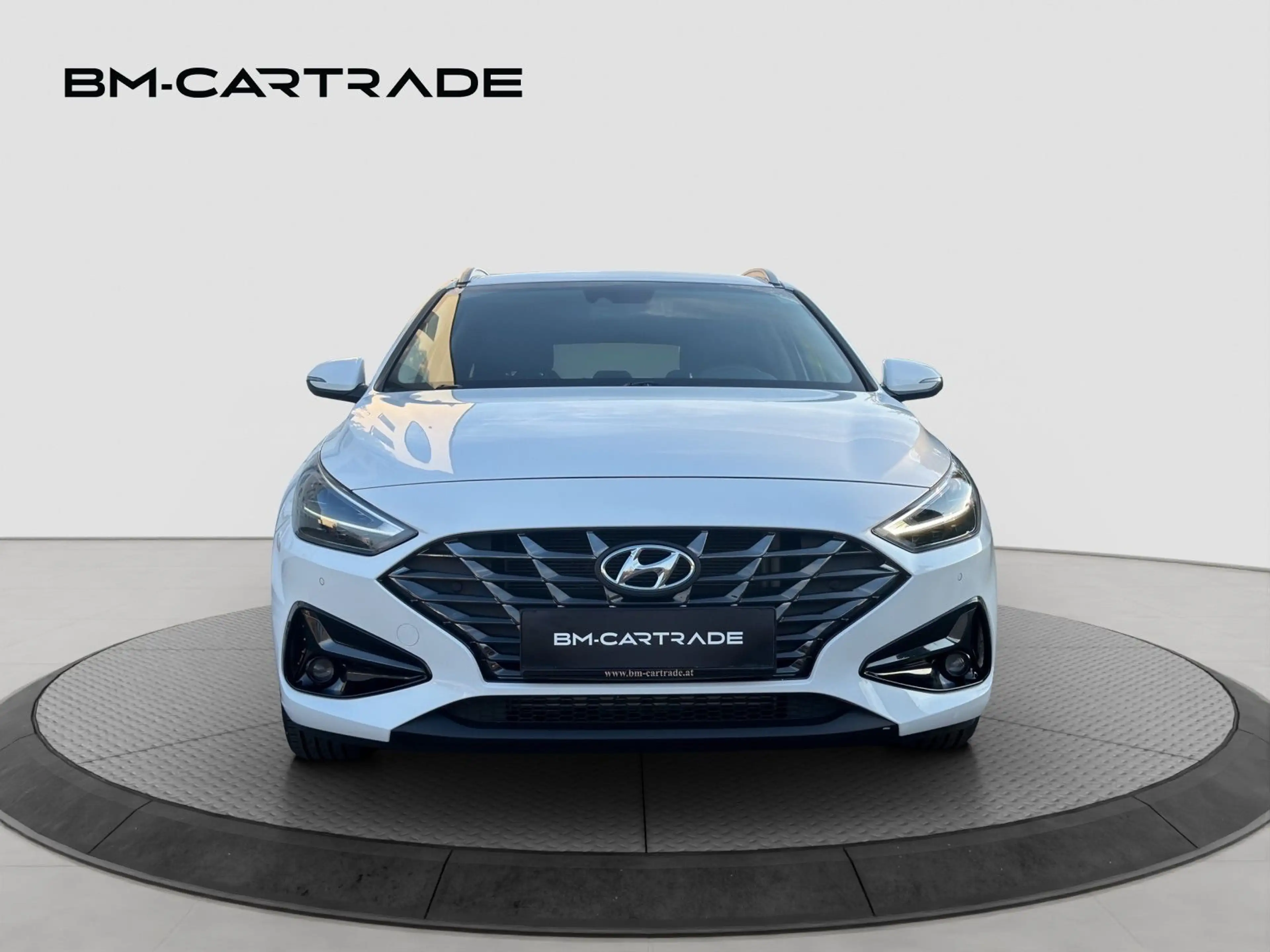 Hyundai i30 CW 1,6 CRDi Trend Line/LED/L.Heizung/RFK — photo 2