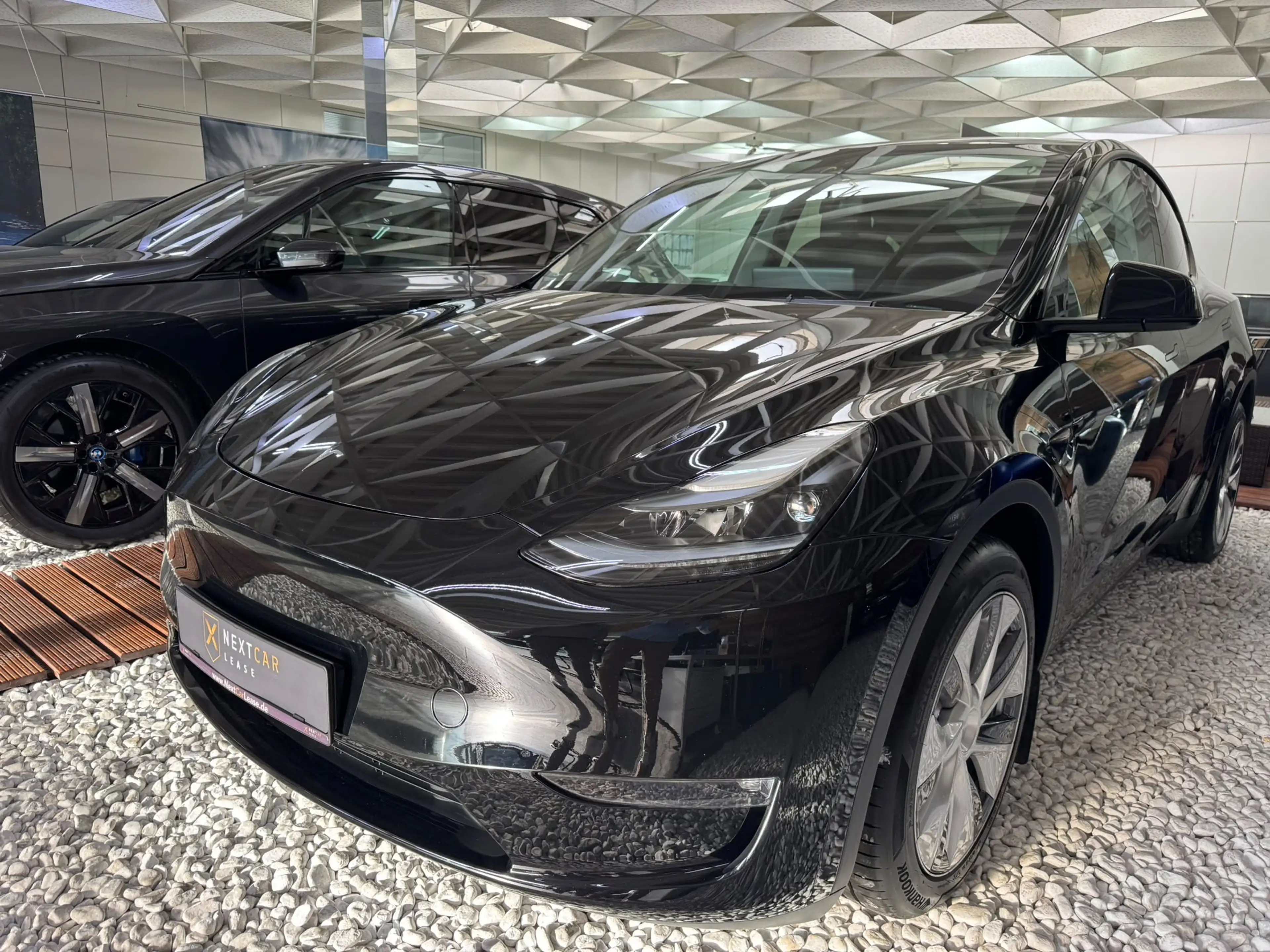 Tesla Model Y Long Range Dual AWD PANO NAVI LED SHZ WP