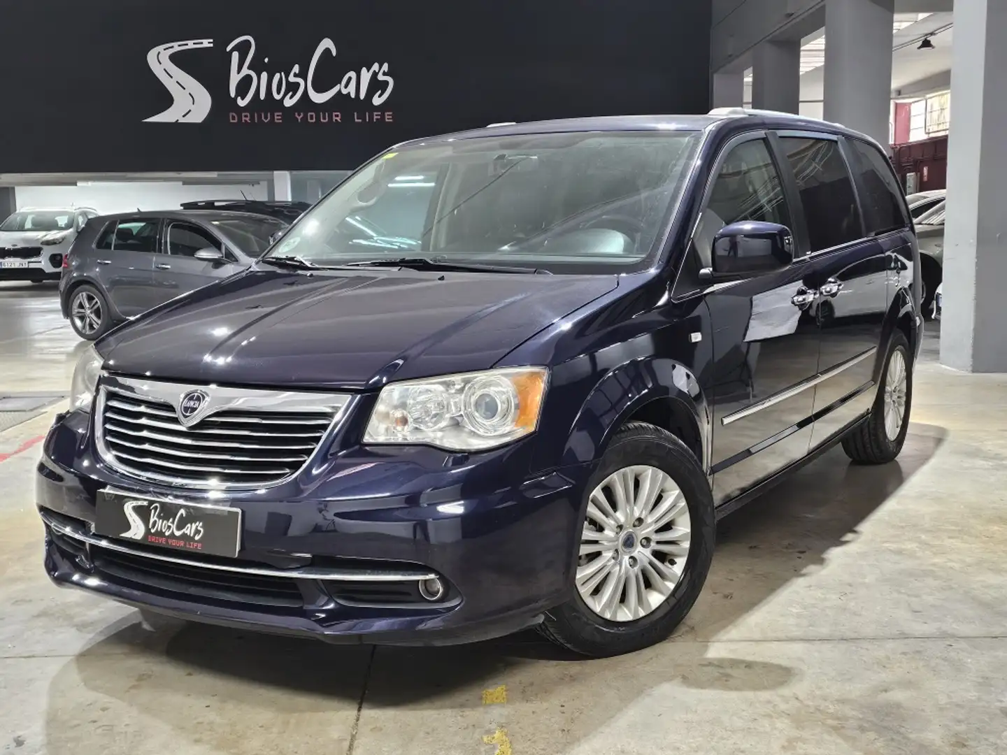 Lancia Voyager 2.8CRD Platinum Aut. Azul - 1