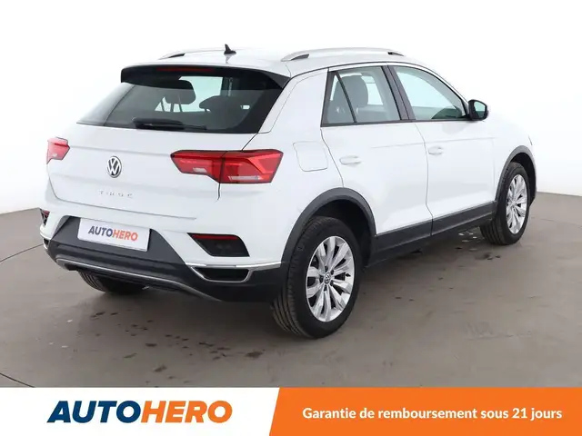 Volkswagen T-Roc view 6