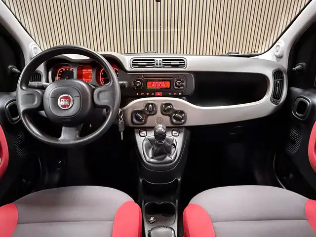 Fiat Panda view 11