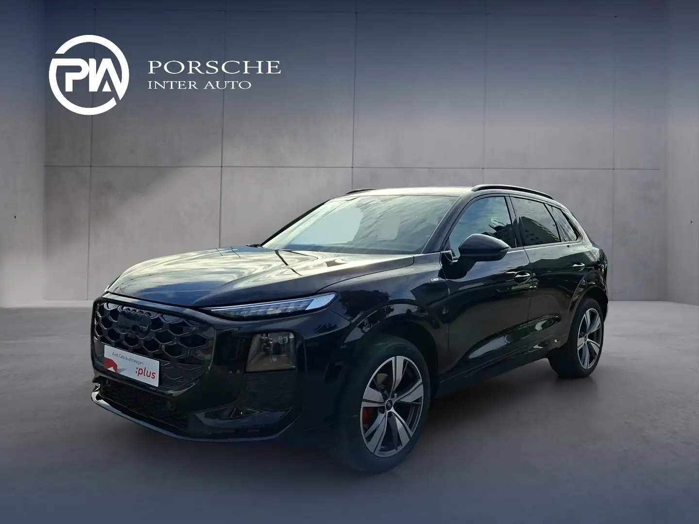 Audi Q3 TFSI 110 kW Schwarz - 1