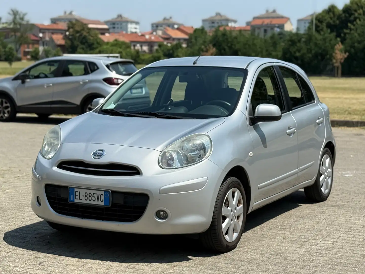 Nissan Micra Micra IV 2010 5p 1.2 Visia - 1