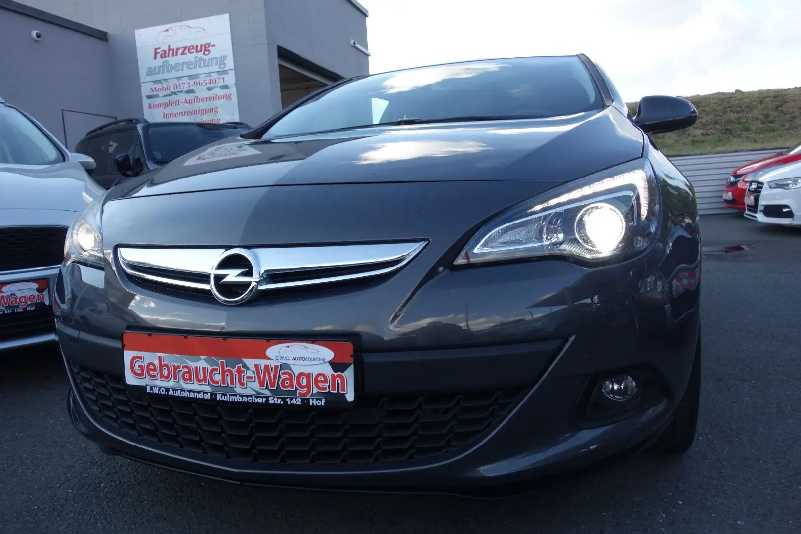 Opel Astra J GTC Basis 20 Zoll Alu Innovation Paket Grau - 2