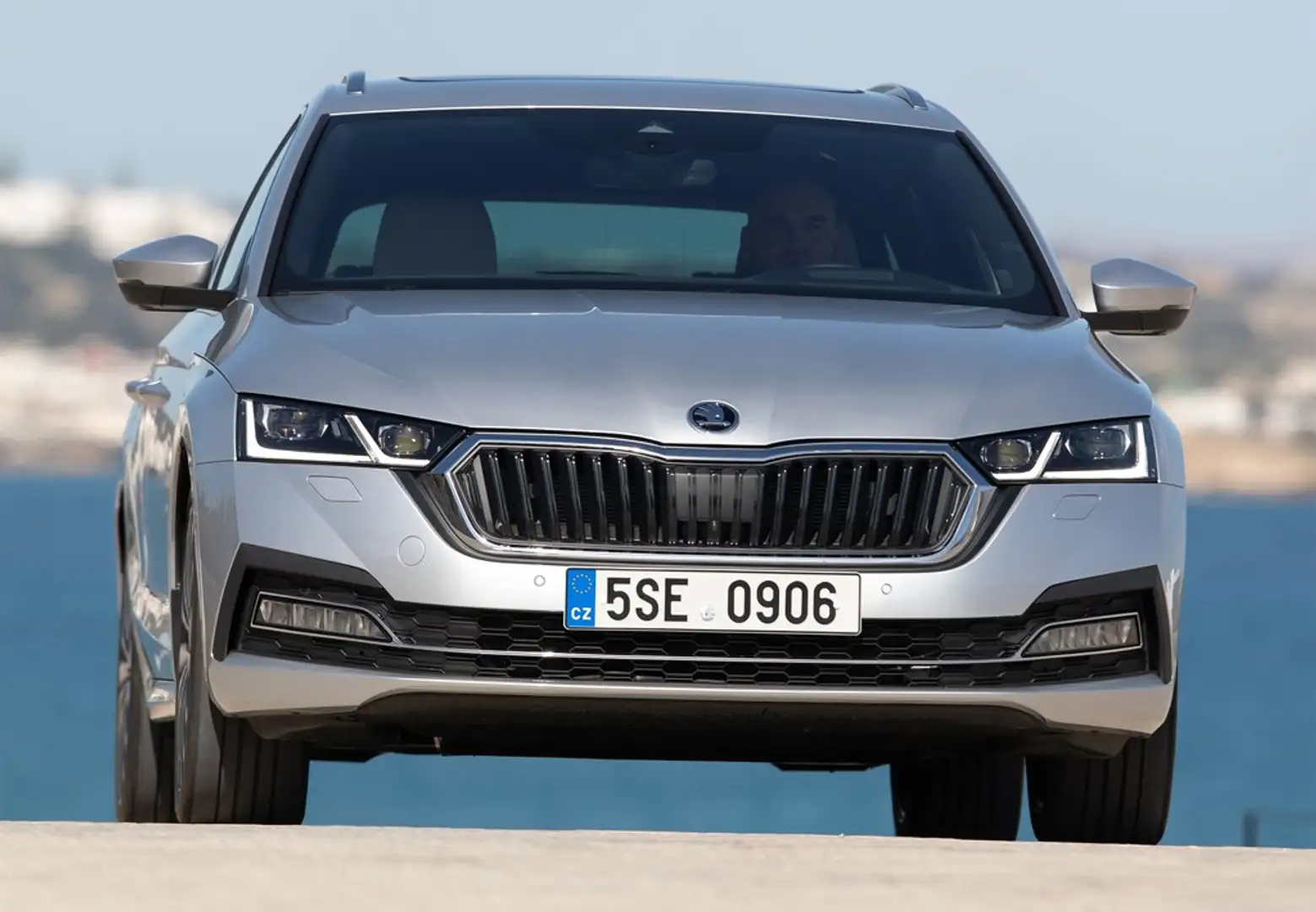 Skoda Octavia Combi 1.5 TSI Style 110kW Bleu - 1