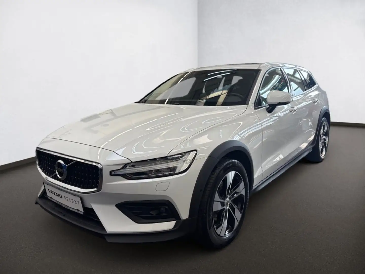Volvo V60 Cross Country B4 AWD Cross Country Geartronic Weiß - 1