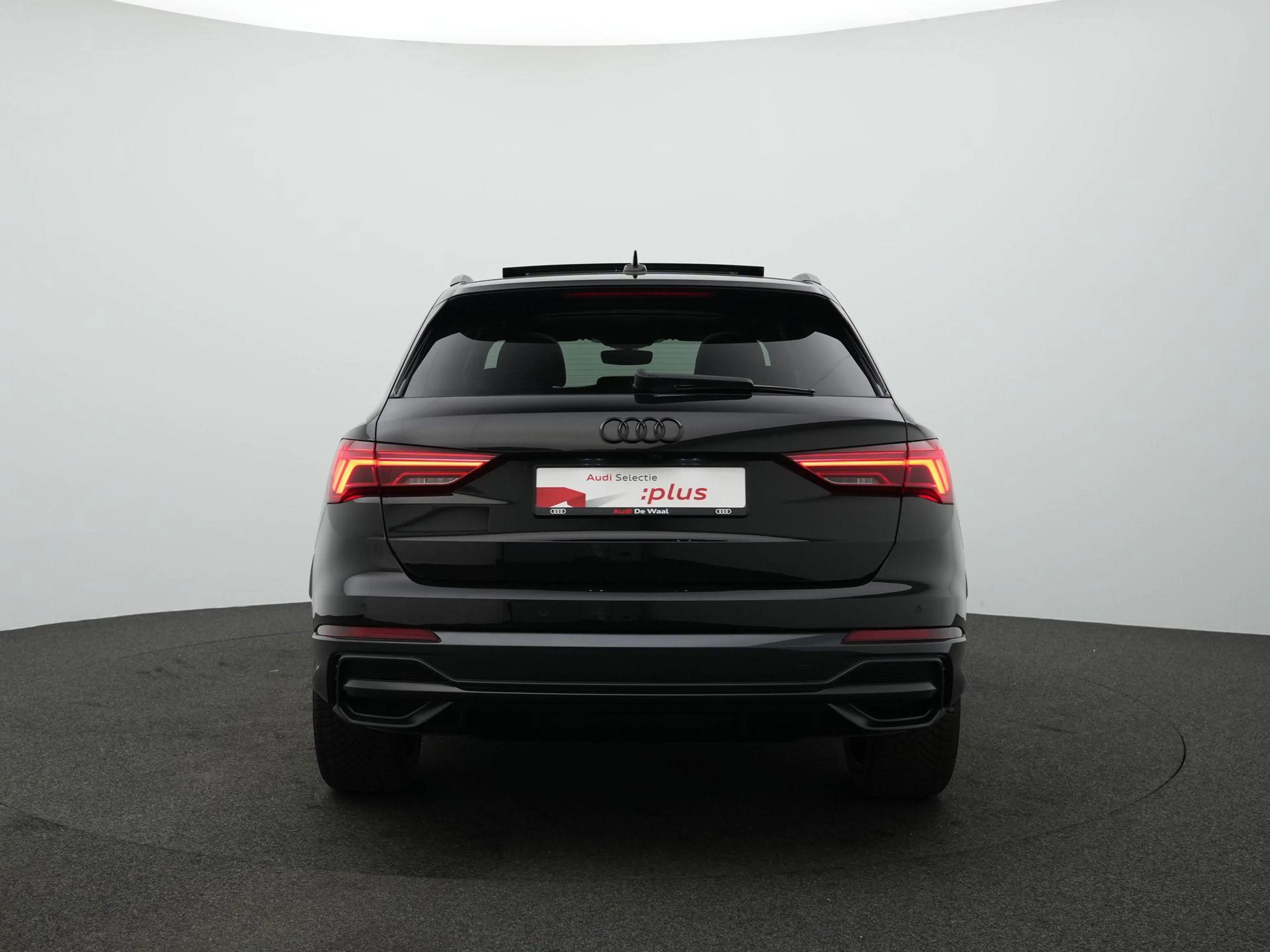 Audi Q3 35 TFSI 150pk S edition | Elektrisch glazen panora — photo 6