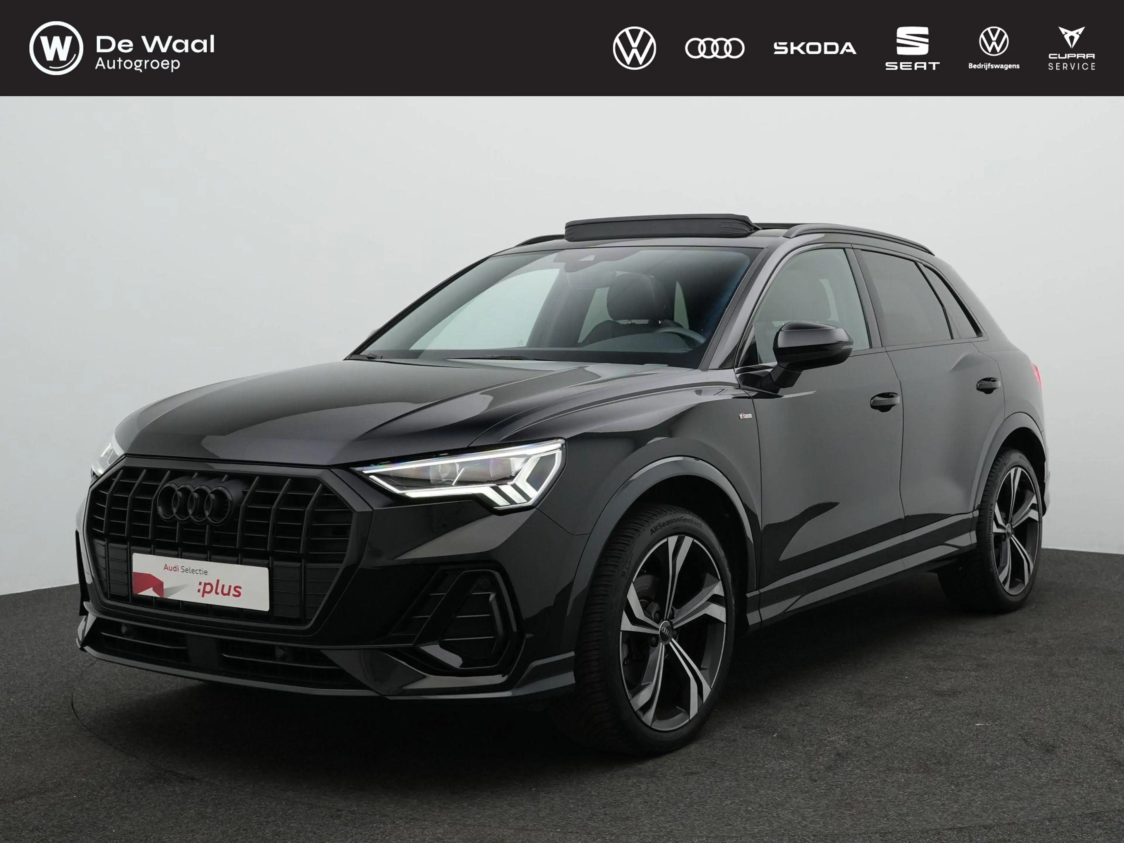 Audi Q3 35 TFSI 150pk S edition | Elektrisch glazen panora