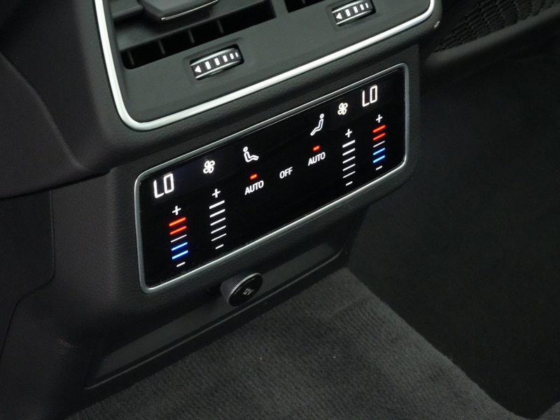 Audi A6 quattro S line LEDER AHK KAM MATRIX PANO — photo 14