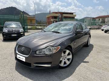 XF 2.7D V6 Premium Luxury