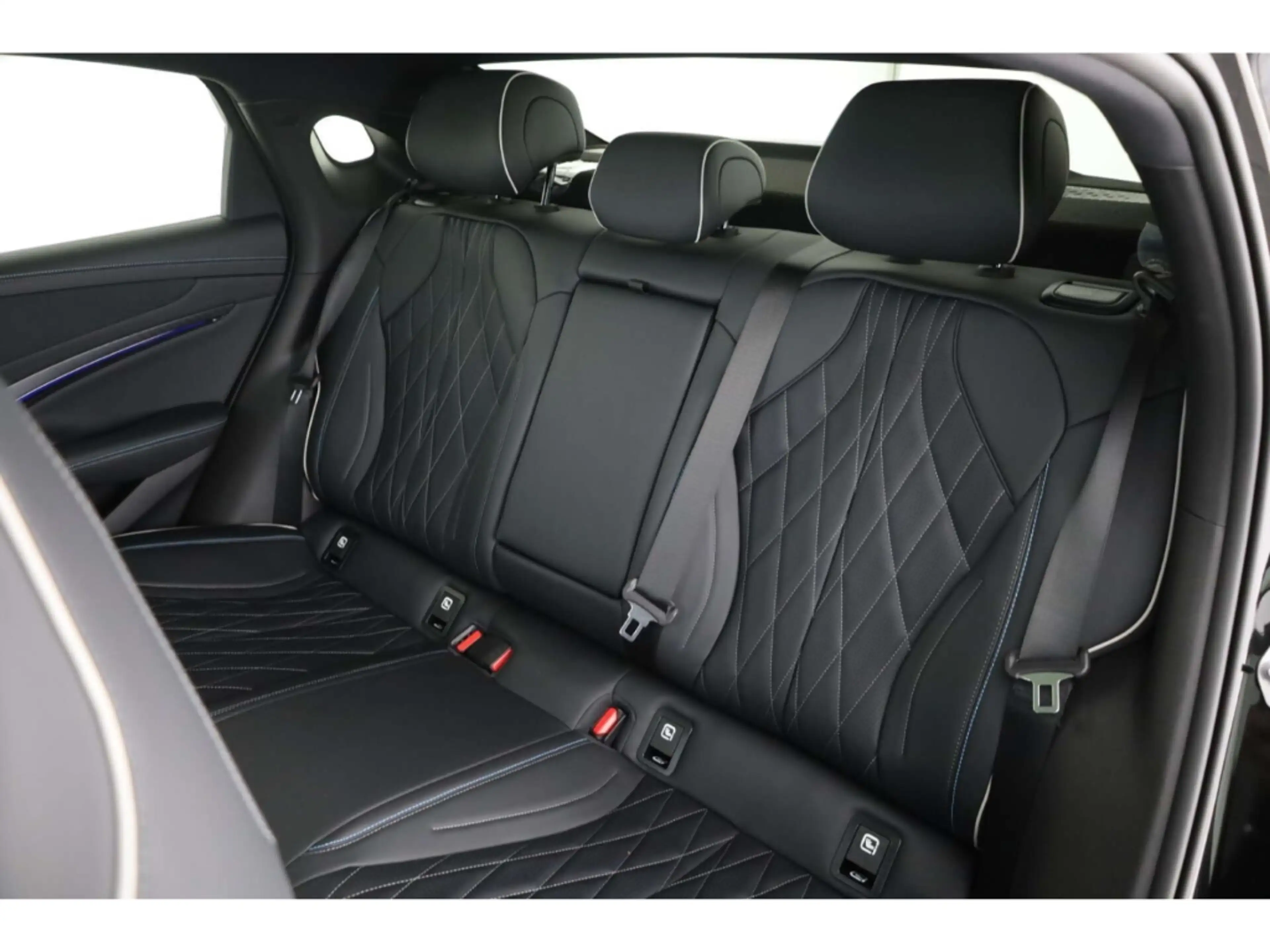 BYD Seal Excellence AWD — photo 12