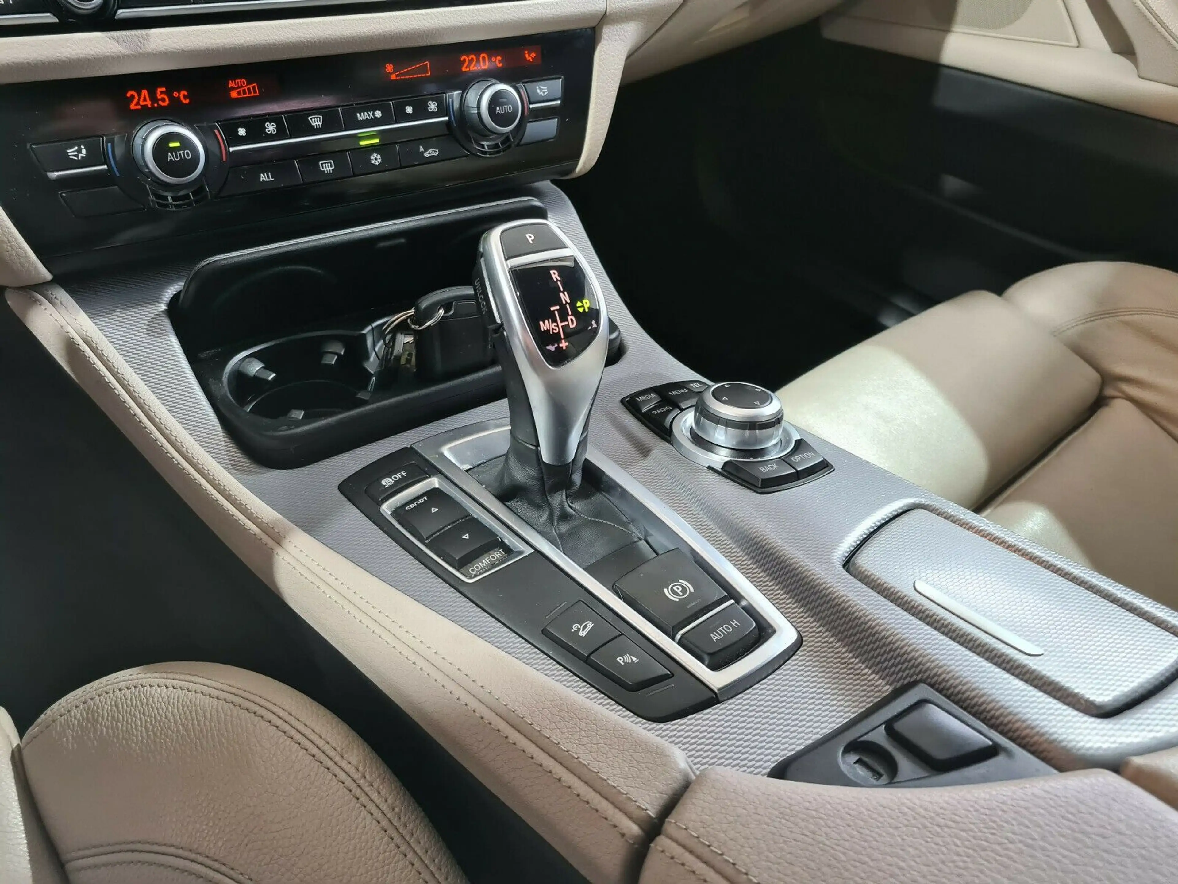 BMW 525 d xDrive Aut. M PAKET+NAVI+LEDER+XENON+ — photo 13