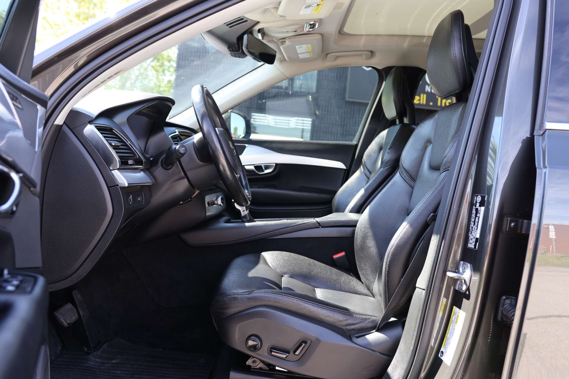 2018 Volvo XC90 T6-AWD-MOMENTUM/NAV/360 CAM/PANO ROOF/ADAPT CRUISE thumb 14