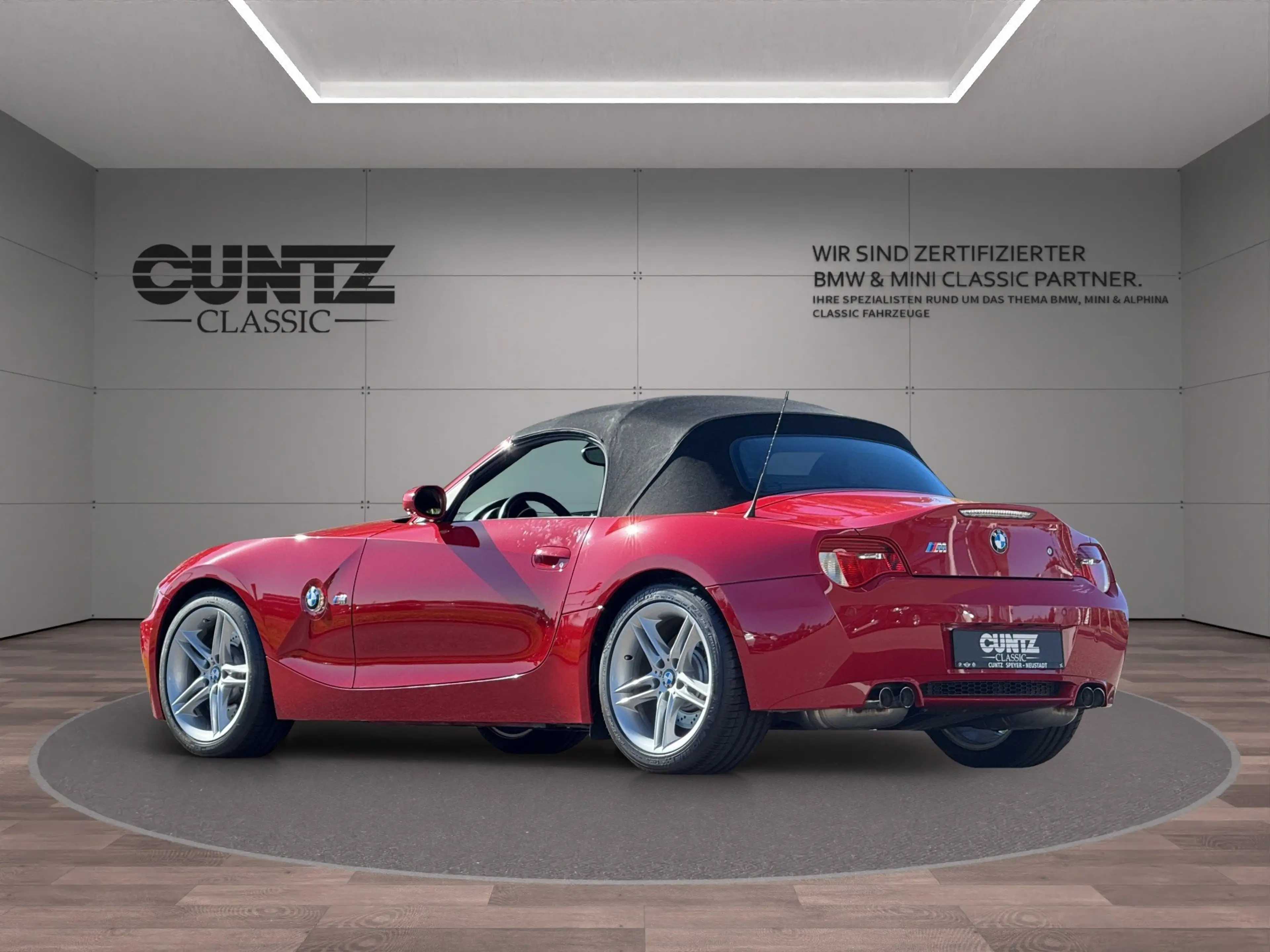 BMW Z4 M Roadster — photo 9