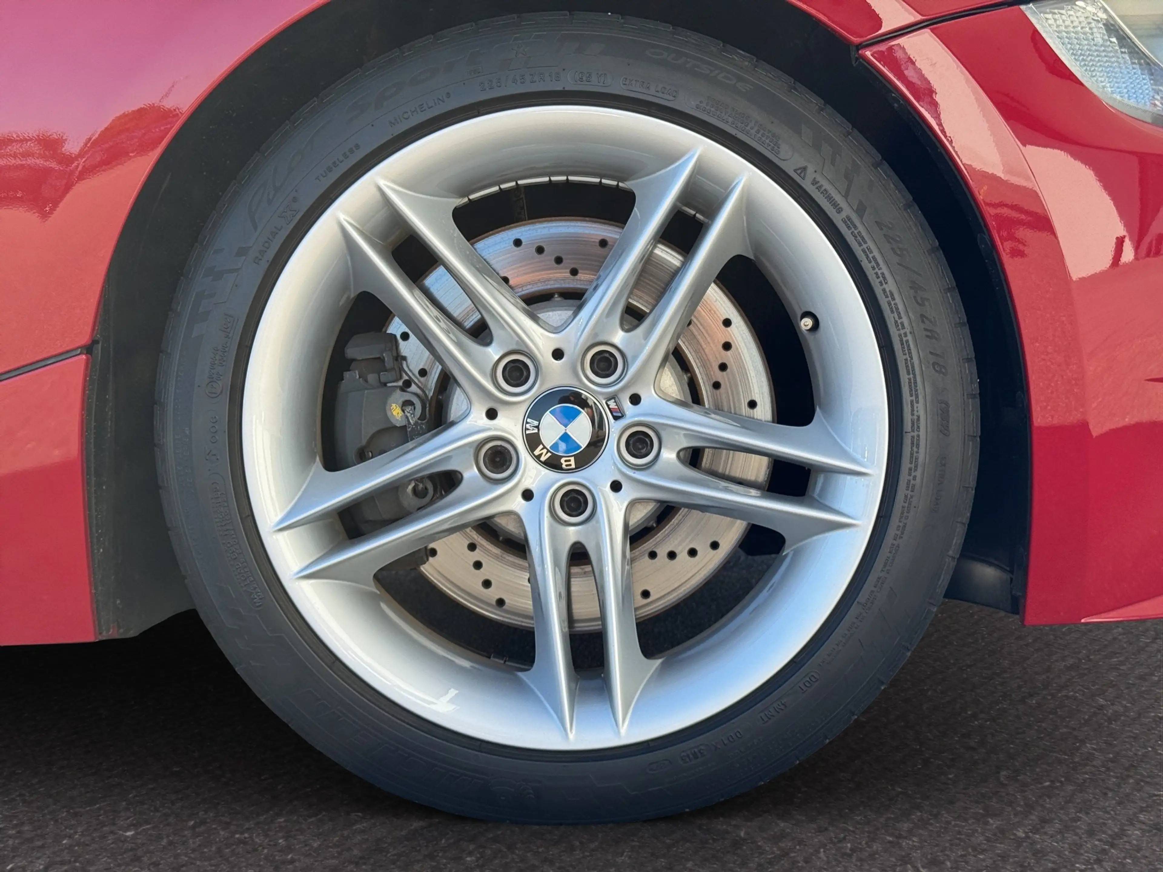 BMW Z4 M Roadster — photo 12