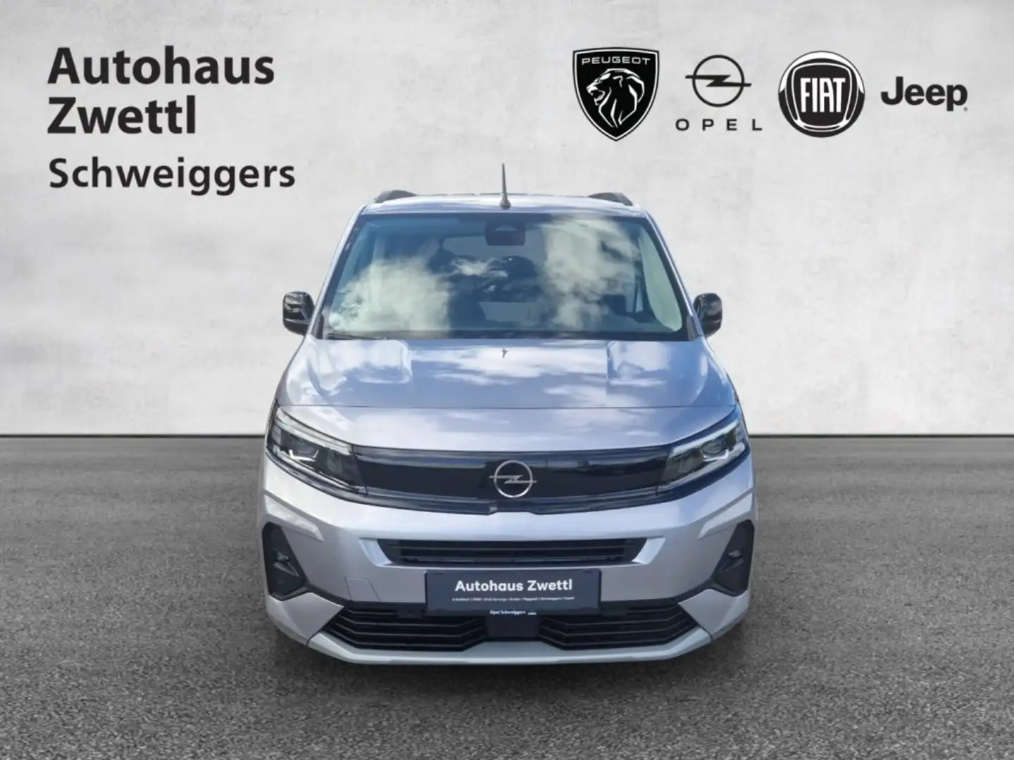Opel Combo GS XL BHDI 131 AT8 Grau - 2